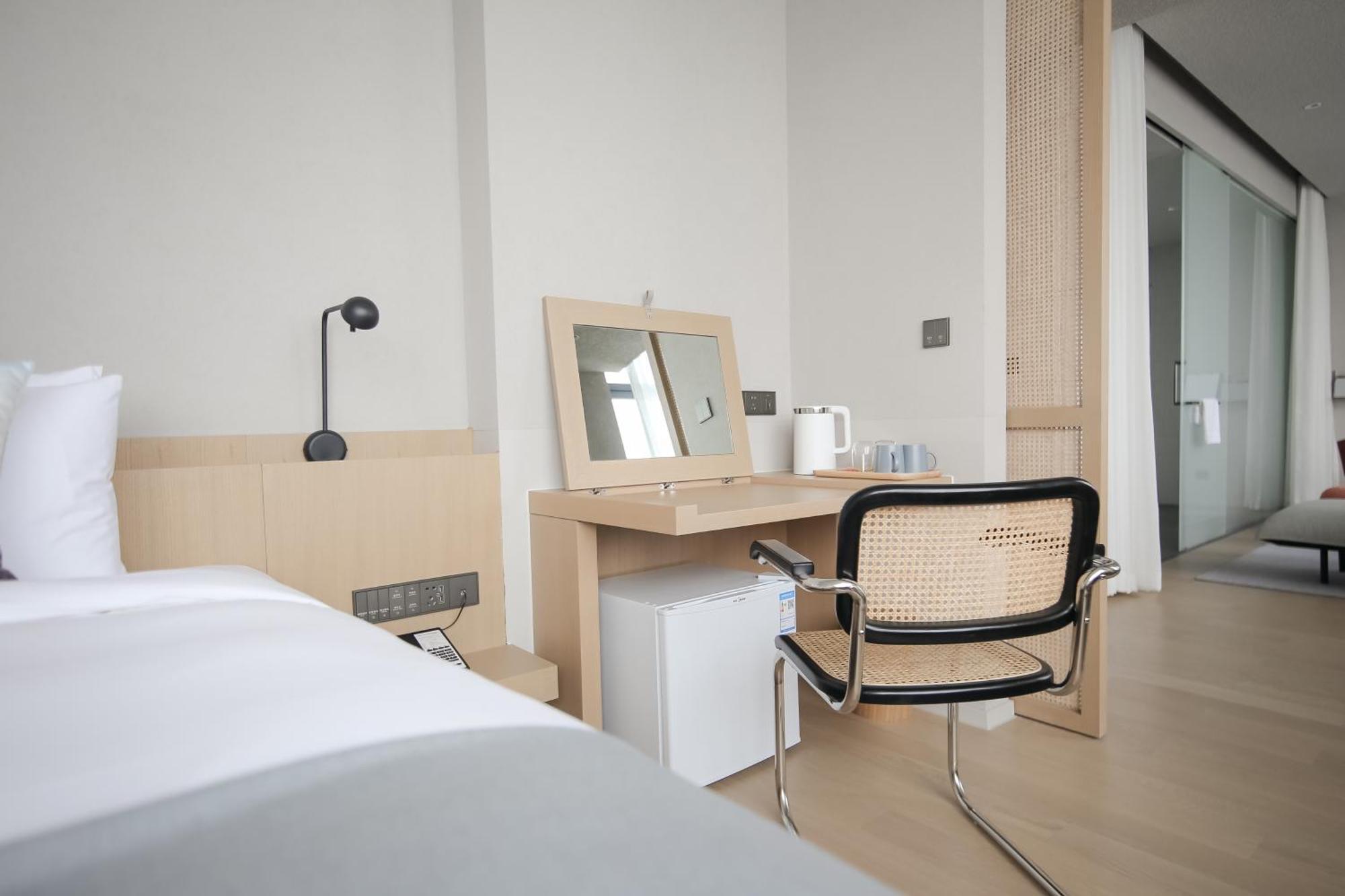 Read And Rest Hotel Пекин Екстериор снимка