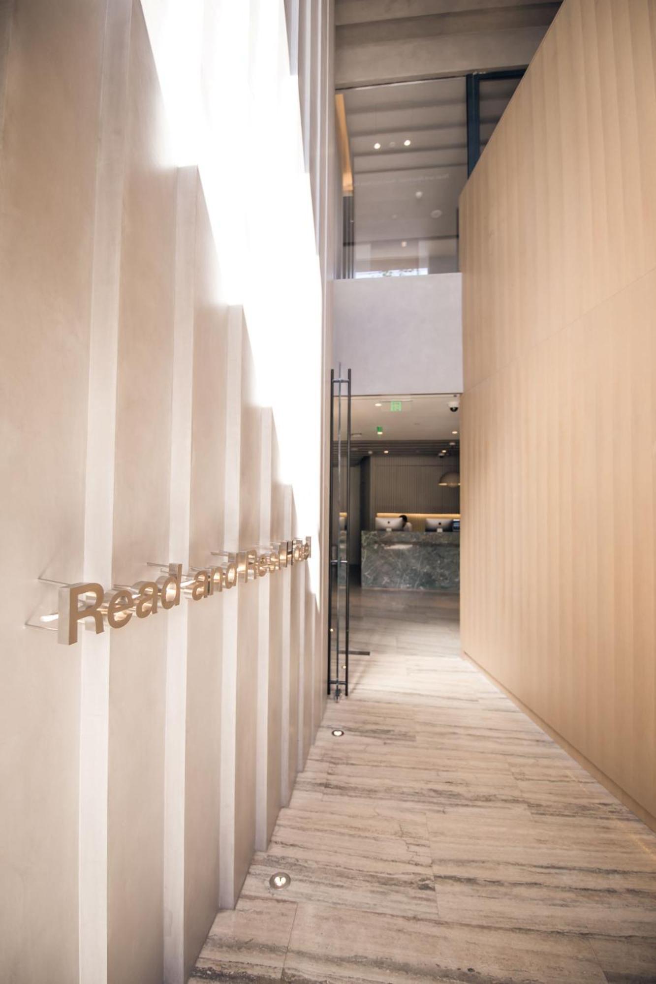 Read And Rest Hotel Пекин Екстериор снимка
